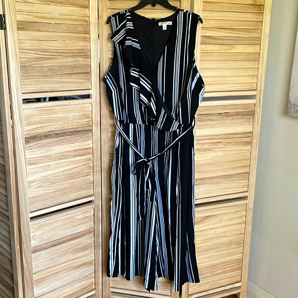 Beautiful striped wide leg capri jumpsuit